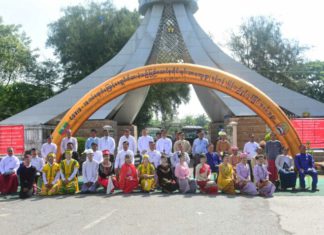 미얀마 민속촌 재개장