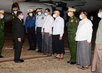 민아웅흘라잉 총사령관 귀국, 귀국전 러시아 무기 업체 시찰 민아웅흘라잉