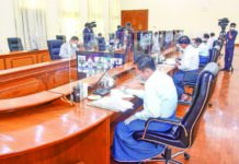 미얀마 국가관리위원회, 백신접종 우선순위 명령 민아웅흘라잉