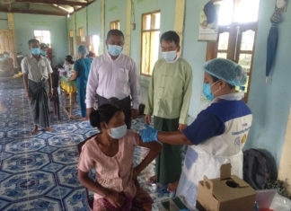 공식 수입된 백신 접종만 예방접종서 발급 가능