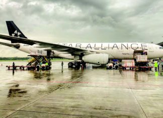 중국산 백신 400만회분, 미얀마 도착