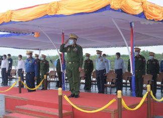 미얀마 해안경비대 창설 민아웅흘라잉 총사령관