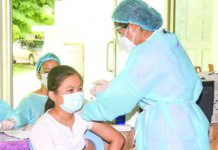 미얀마 중고등학교 11월초 재개 / 학생 대상 예방접종 실시 미얀마 학생 대상 코로나19 예방접종