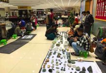 만달레이 온라인 옥거래 대거 단속 만달레이 옥시장