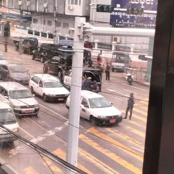 따마인 교차로 경찰초소 공격이후 검문검색 강화