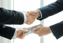 전 양곤주정부 주요 인사, 부정부패 혐의 기소 뇌물 수수혐의