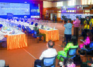 국가관리위원회 기자회견 개최, 연료 공급에만 집중하는 모습 국가관리위원회 기자회견