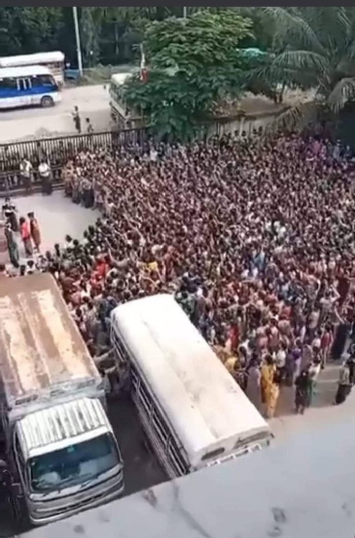 220708-Labor Strike 양곤 봉제공장 시위