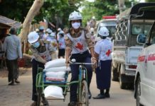 콜레라 통제되어 간다는 국가관리위원회, 악화되어 간다는 적십자 미얀마 적십자사
