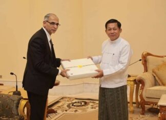 미얀마 국가관리위원회, 인도 외교부장관 접견 민아웅흘라잉 위원장, 인도 외교부장관 접견