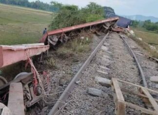 미얀마 열차 폭탄 공격 미얀마 열차 폭탄 공격
