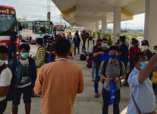 미얀마 노동부, 해외 파견 노동자 수 관리 방안 발표…국가별 기준과 절차 강조 미얀마 해외취업 노동자들