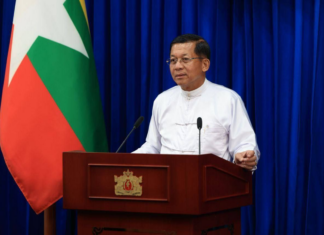 민아웅흘라잉, BIMSTEC 정상회의 참석 위해 태국 방문 노동절 기념 메시지 전한 민아웅흘라잉 위원장