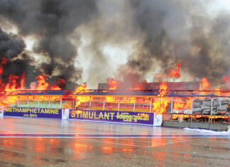 미얀마 마약 소각 행사 개최, 참석한 일부 학생들 기절 입원 미얀마 마약 소각 행사