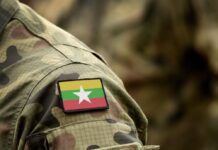 의무복무제 징병 활동 반발 사건