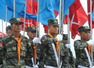 징병을 피해 도망가는 젊음이들 납치하는 소수민족무장단체 Restoration Council of Shan State