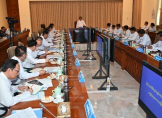 민아웅흘라잉 위원장, 자연재해관리위원회 회의 참석, 6개월안에 복구 완료 명령, 이유는?