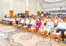민아웅흘라잉 수해성금 후원자 감사행사 참석