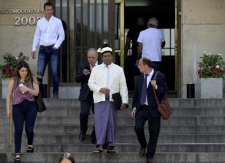 아르헨티나 법원, 로힝야 학살 관련 미얀마 인사 25명 체포 영장 발부에 대한 공