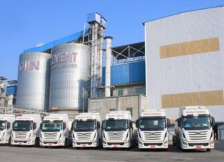 지진 피해 지역 복구를 돕는 요진 시멘트