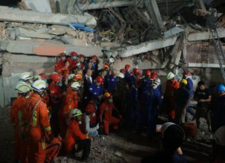 미얀마 대지진 사망자 수 급증…생존자 구호 절실