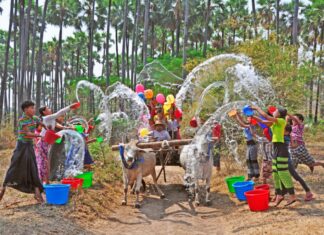세계 문화유산으로 인정받은 미얀마 전통 띤잔 축제