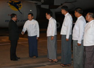 민아웅흘라잉, 러시아 전승절 80주년 행사 참석 후 귀국