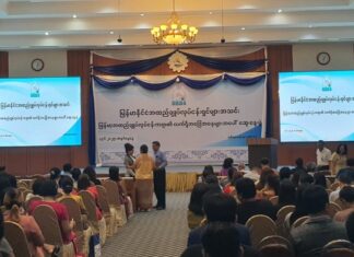 국제 사회의 압박 속에 선 미얀마 봉제 산업: 노동 기준 준수 필수, 미얀마의 미래 적신호?