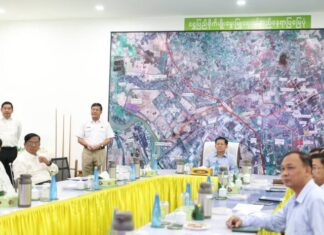 미얀마 양곤 농축산 공단 시찰한 민아웅흘라잉 위원장