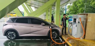 수리비 폭등과 부품 부족, 미얀마에서 전기차 판매 급감에 직격탄