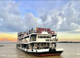 양곤강 유람선, 건기 맞아 매주 3회 운항 확대…금요일부터도 출항 예정