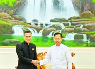 제발 열려라! 미얀마-태국 국경 무역로 조기 재개 논의…양국 군·정부 대표 회동