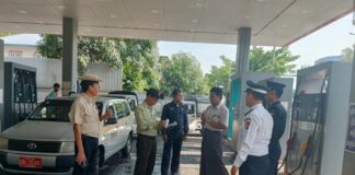 미얀마 군부, 유류 판매 규제 강화…주유소 라이선스 잇따라 정지