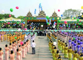 코로나 이후 첫 대규모 띤잔 축제 성황… 전국서 “평화롭고 질서 있는 물축제” 펼쳐져