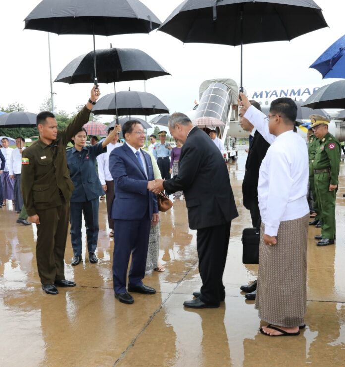 260706-Laos Min Aung Hlaing1-Online